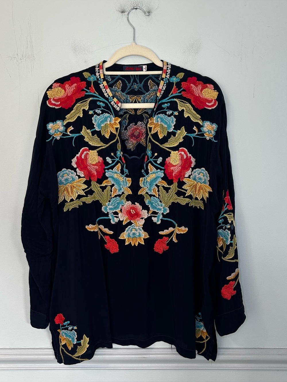 Johnny Was Blue Flora Heavily Embroidered Long Sleeve Tunic Blouse Size Small